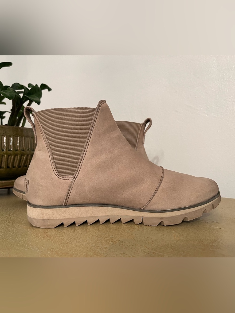 Sorel Tan Suede Leather Harlow Chelsea Boot, 7 - Picture 3 of 11